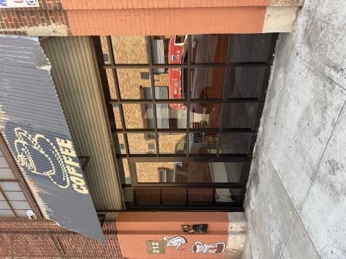 210 41st Street image 1